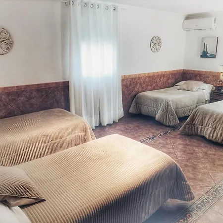 El Olmo Country house *